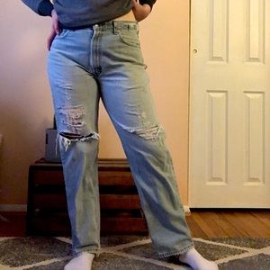 Vintage 2004 Levi’s 550 relaxed fit jeans